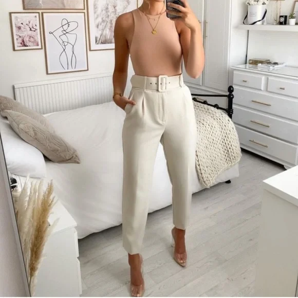 Blogger's Favorite 🤩 Zara Business Pants with Fabric Covered Belt - Picture 2 of 6